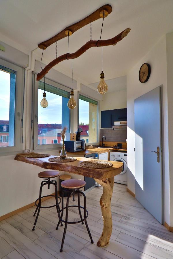 Superbe Studio Cosy Et Atypique 3 Etoiles Montbéliard Eksteriør billede